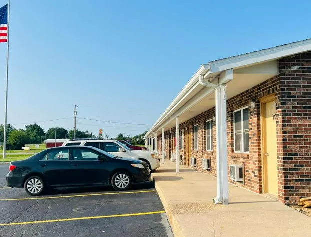 Country Inn Motel hotel detail image 2