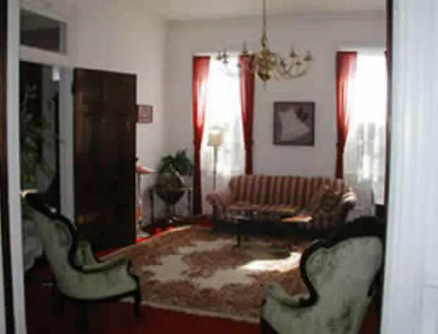 Herzog Mansion hotel detail image 1