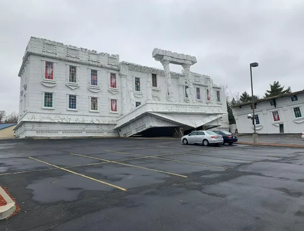 Colonial Motel hotel detail image 4