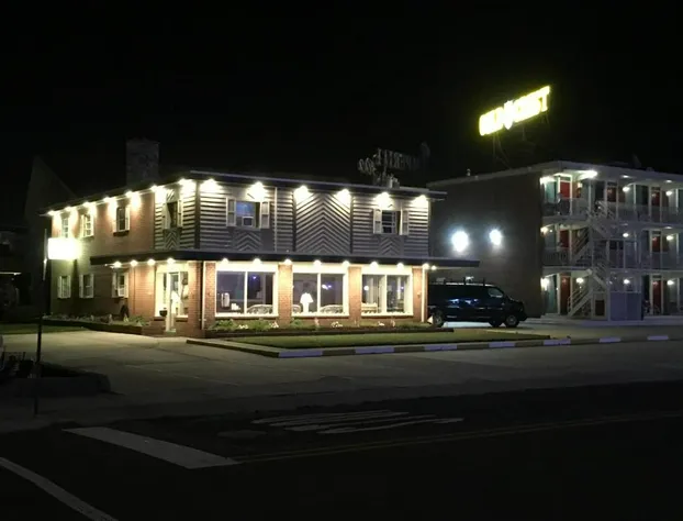 Gold Crest Motel hotel detail image 4