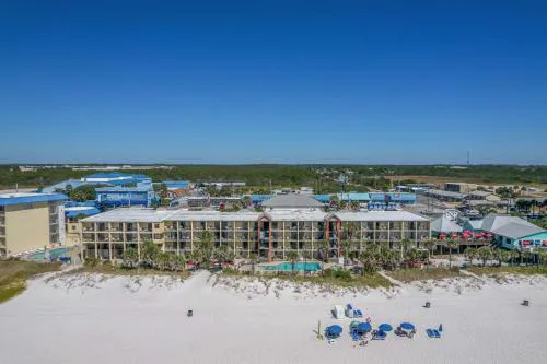 Ramada By Wyndham Panama City Beach / Beachfront hotel hero