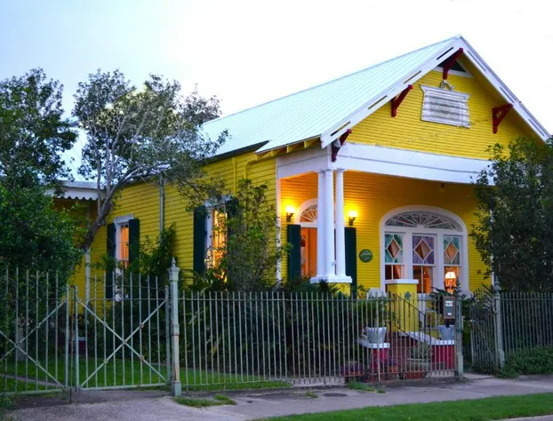 Auld Sweet Olive Bed & Breakfast hotel detail image 1