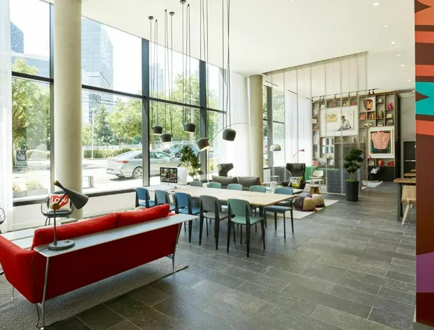 citizenM Seattle South Lake Union hotel detail image 3