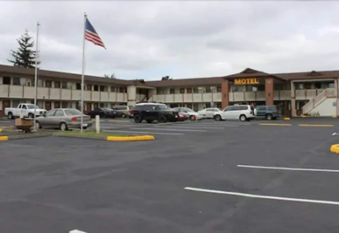 Kings Motor Inn hotel hero