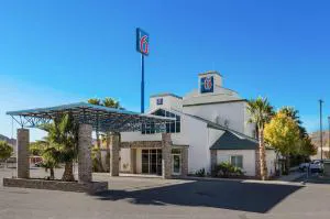 Motel 6 Beatty - Death Valley hotel hero
