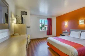 Motel 6 Beatty Death Valley hotel detail image 1