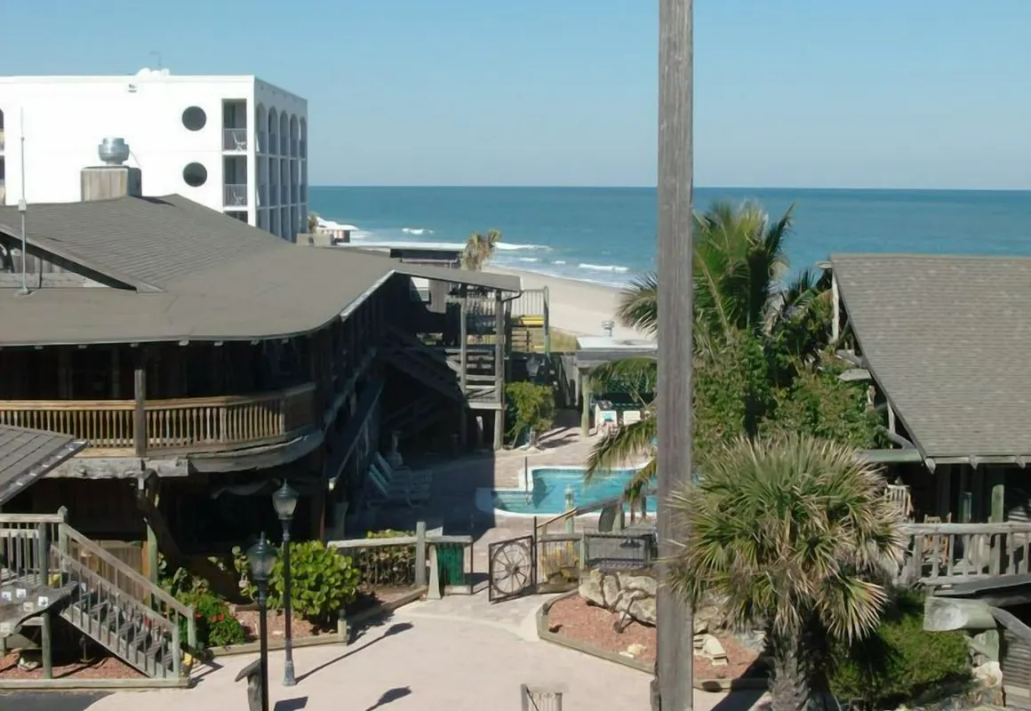 The Driftwood Resort hotel hero