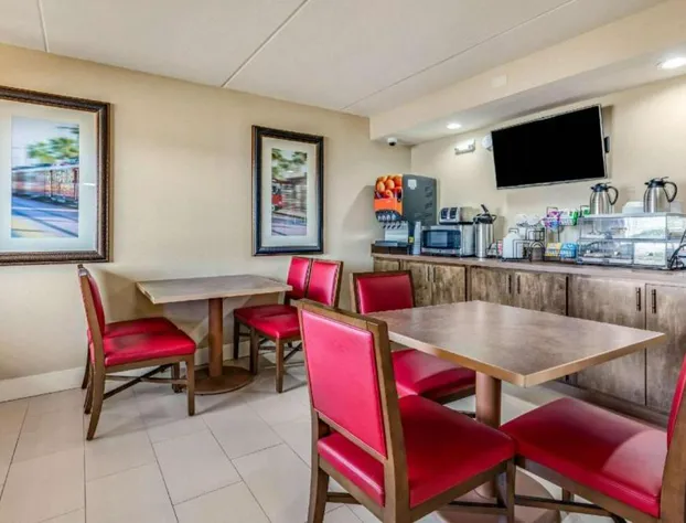 Rodeway Inn & Suites hotel detail image 3