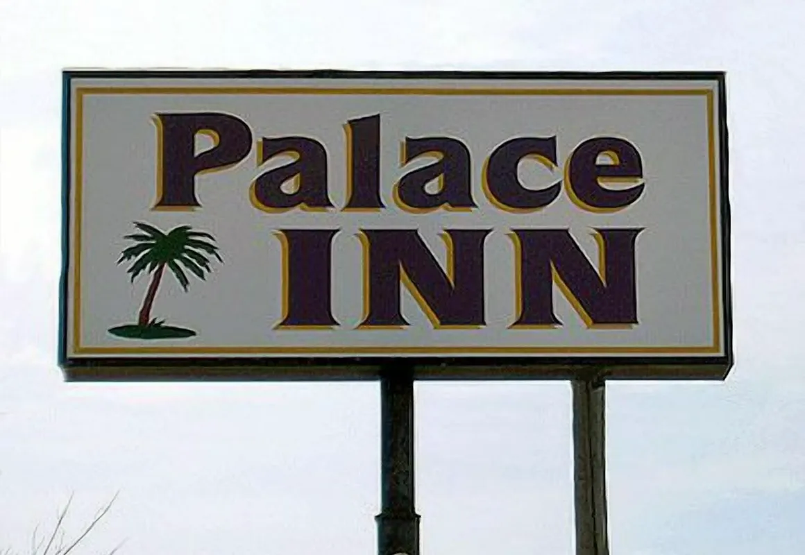 Palace Inn hotel hero