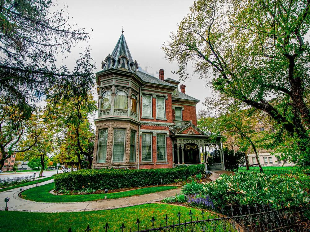 Anniversary Inn - South Temple hotel hero