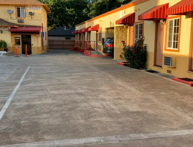 Budget Motel hotel detail image 4