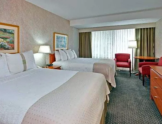 Holiday Inn Montreal Midtown hotel detail image 4