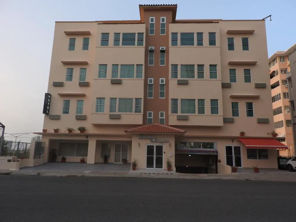 Dreams Miramar hotel hero