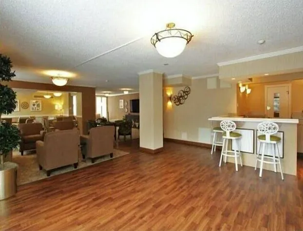 Apartments Convention Center 16th Street Mall hotel detail image 4