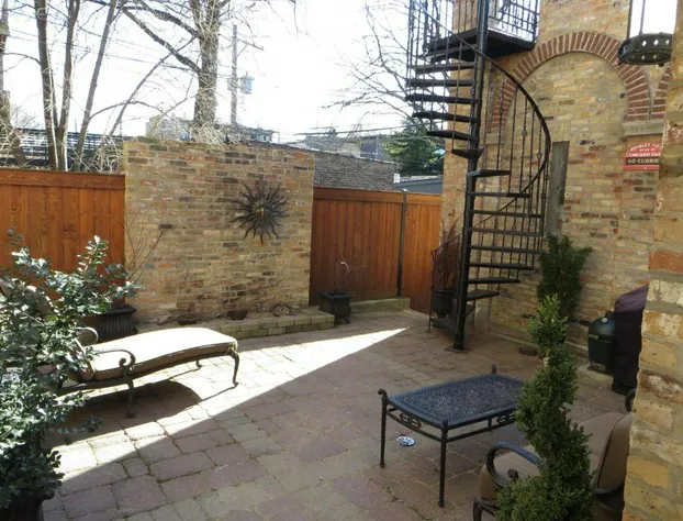 Villa D' Citta hotel detail image 4