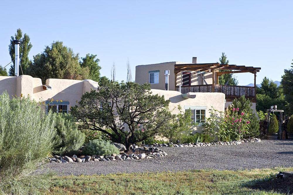 Casa Gallina - An Artisan Inn hotel hero