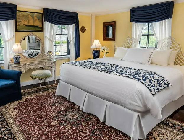 Samuel Durfee House B&B hotel detail image 4