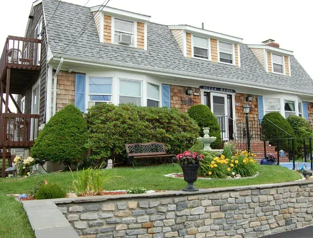 A Cape Cod Ocean Manor Inn hotel detail image 2