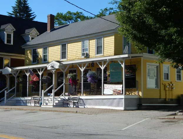 The Maples at Warner hotel detail image 3