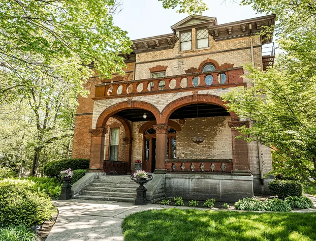 Vrooman Mansion B&B hotel detail image 1