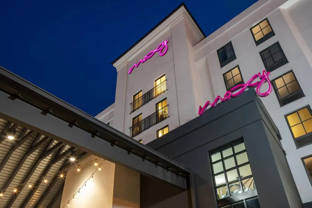 Moxy Memphis Downtown hotel hero