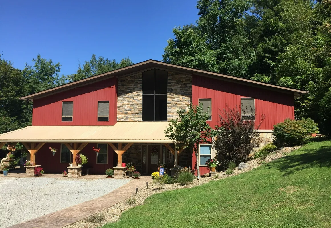 Seams Like Home B&B hotel hero