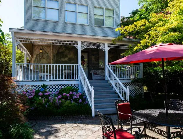 Central Park Bed & Breakfast hotel detail image 1