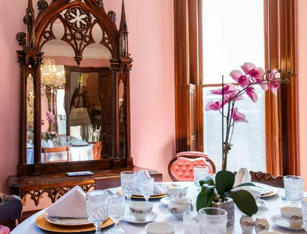 Central Park Bed & Breakfast hotel detail image 1