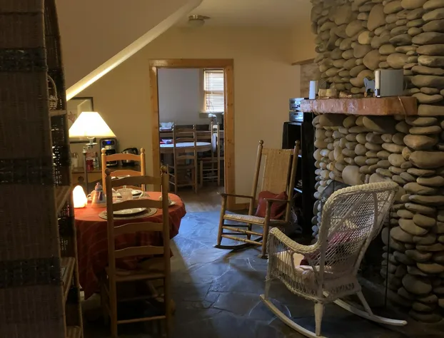 Smokies Bed and Breakfast hotel detail image 4