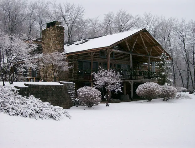 Chalet of Canandaigua hotel detail image 1