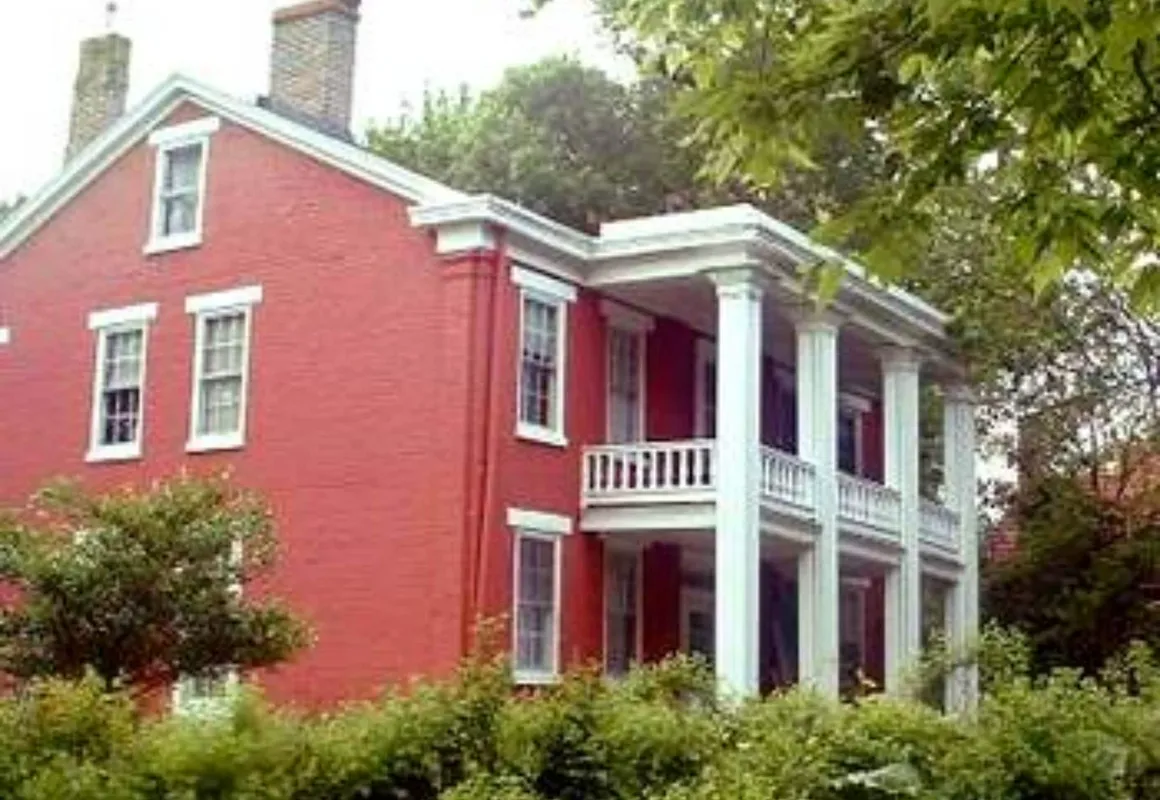 The Solon Langworthy House hotel hero