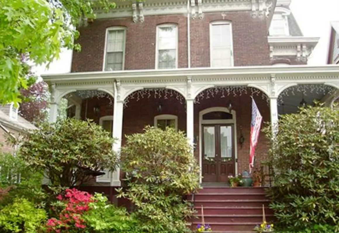 Hillard House Inn hotel hero