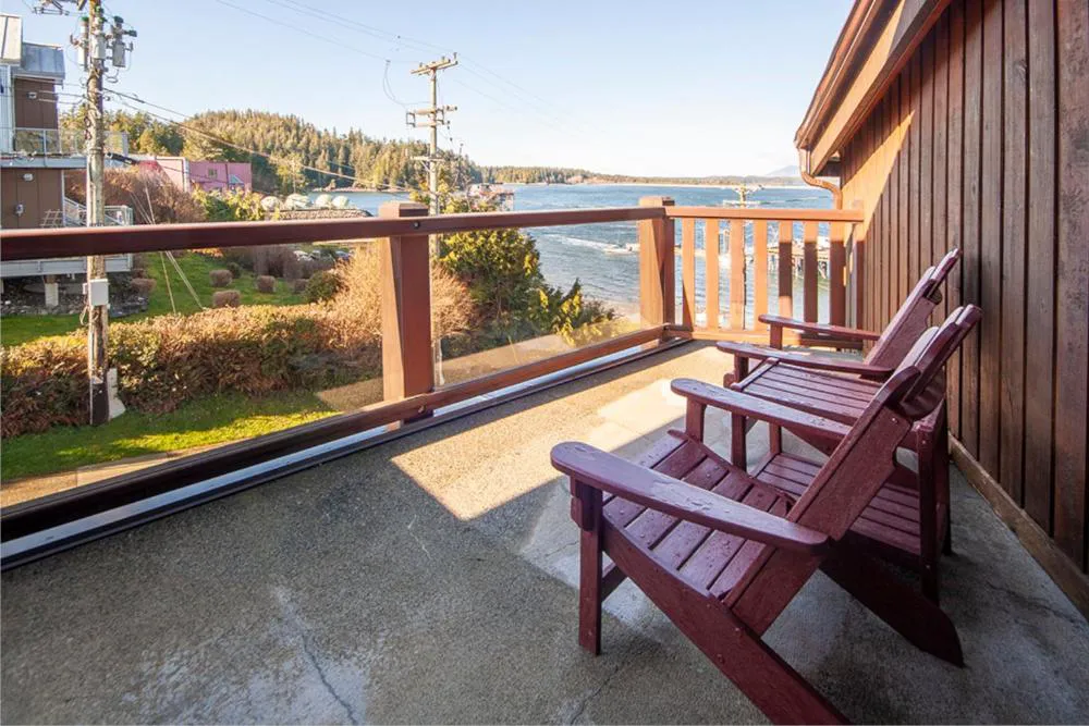 Himwitsa Lodge hotel hero