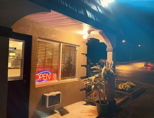 Sunland Inn Motel hotel detail image 2