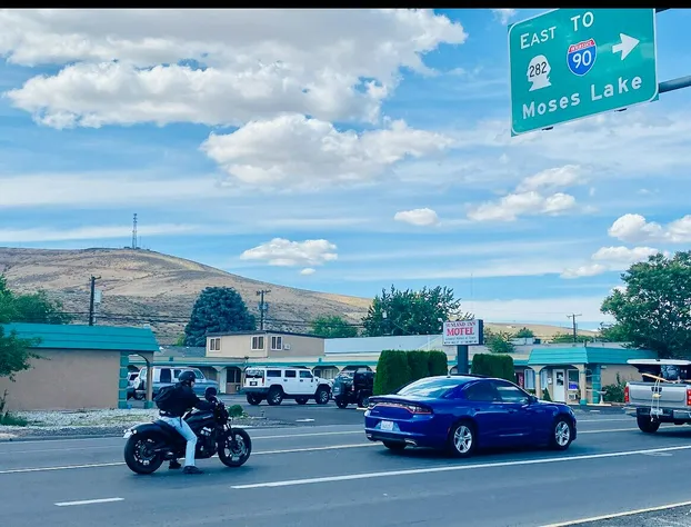 Sunland Inn Motel hotel detail image 4