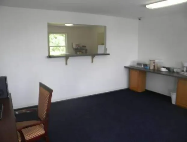 USA Inn and Suites Morgantown hotel detail image 3