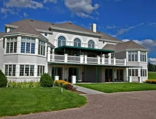 Claremont Inn & Winery hotel detail image 4