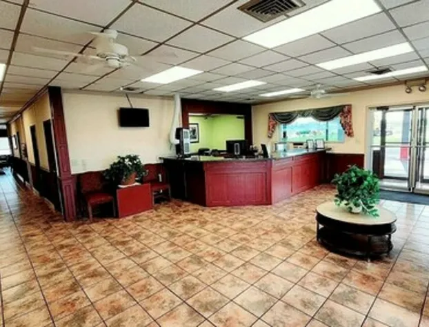 Econo Lodge hotel detail image 2