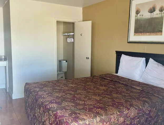 Western Skies Motel hotel detail image 3