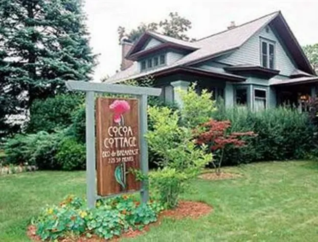 Cocoa Cottage Bed & Breakfast hotel detail image 1