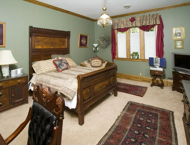 The Victorian Tudor Inn hotel detail image 3