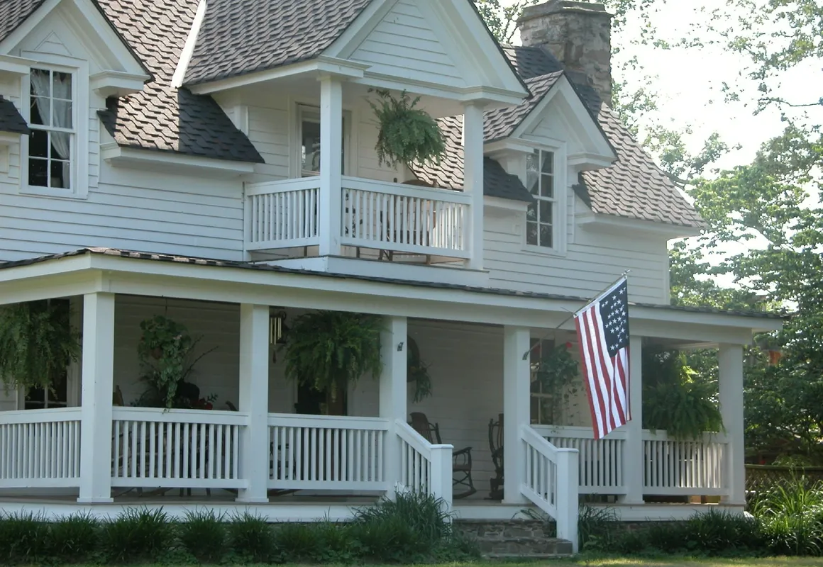 Seventy-four Ranch hotel hero