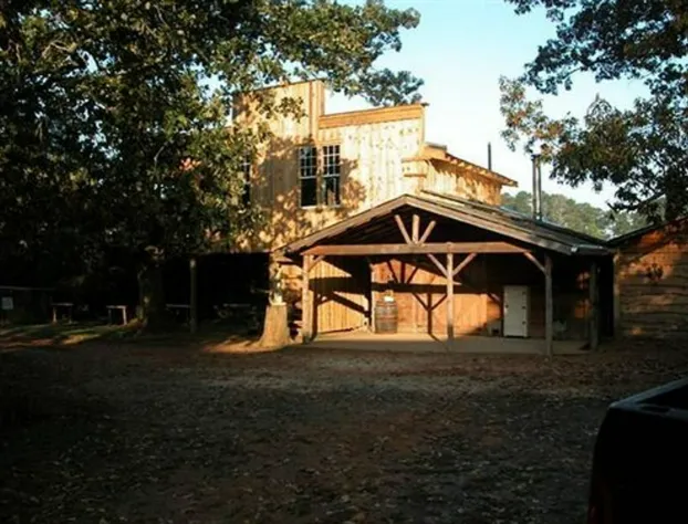 Seventy-four Ranch hotel detail image 1