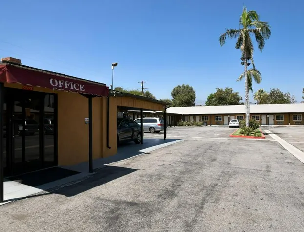 Covina Motel hotel detail image 4