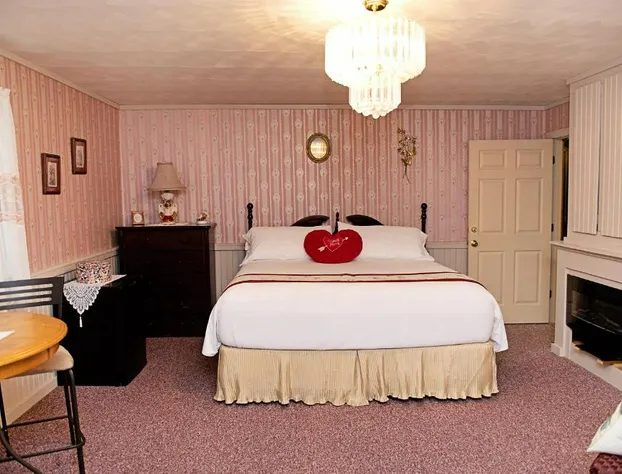 Berry Patch Bed and Breakfast hotel detail image 4