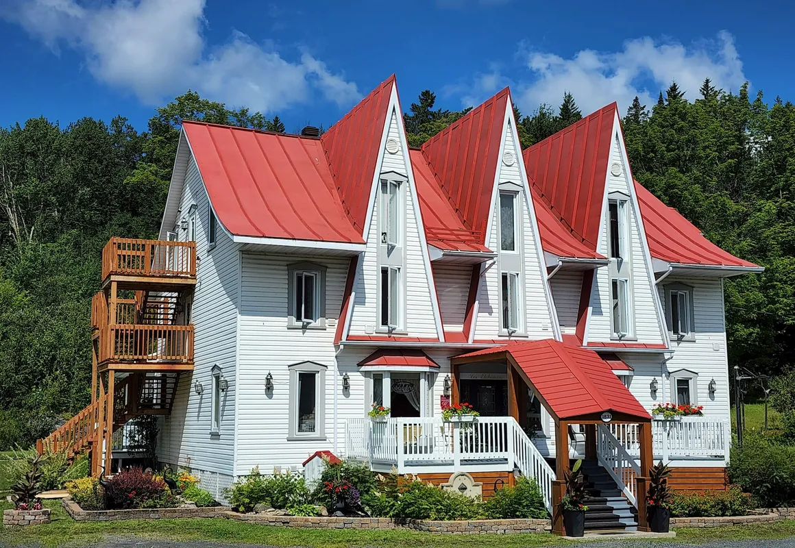 Auberge Les Etchemins hotel hero