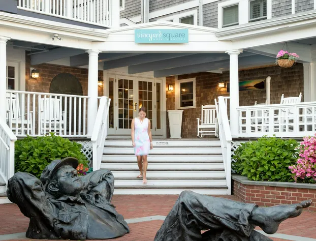 Vineyard Square Hotel & Suites hotel detail image 3