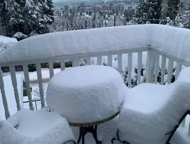 Crystal's View Bed & Breakfast hotel detail image 4