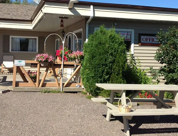 Wanakena Motel hotel detail image 4