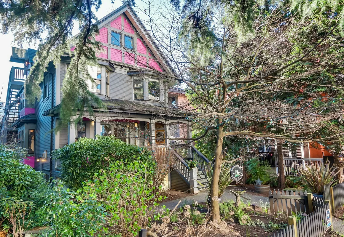 West End Guest House hotel hero